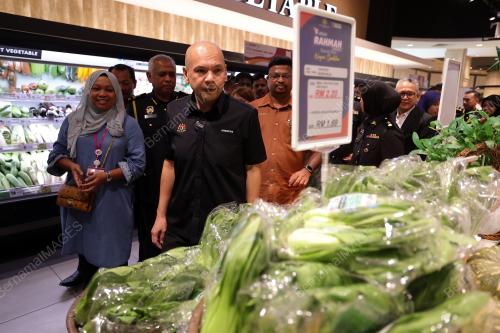 DATUK ARMIZAN MOHD ALI
