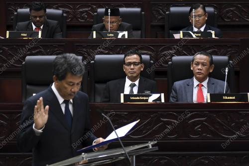 NS07_02072018_SIDANG_KHAS_BN201806251363