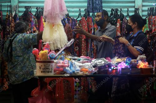 WARNA WARNI PESTA CAHAYA DEEPAVALI