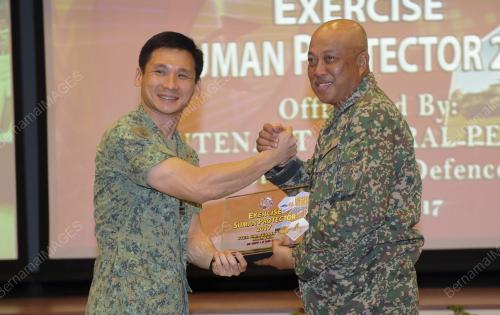 NS07_05102017_EKSESAIS_SUMAN