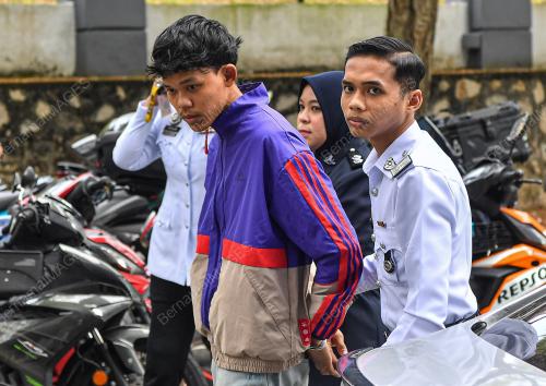 KES MAHKAMAH