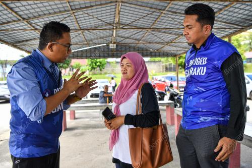 IBU MANGSA KEMALANGAN SENAWANG