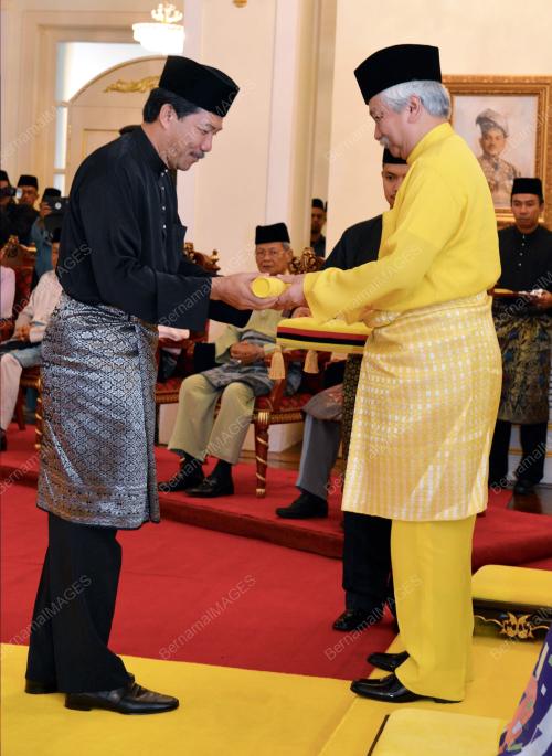 NS07_11052013_ANGKAT_SUMPAH