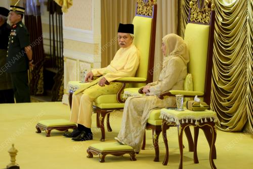 TUANKU MUHRIZ TUANKU MUNAWIR