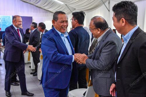 DATUK SERI AMINUDDIN HARUN