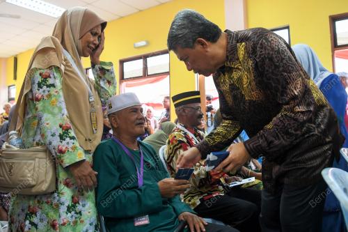 DATUK SERI MOHAMAD HASAN