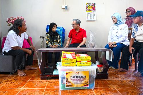 DATUK FAHMI FADZIL