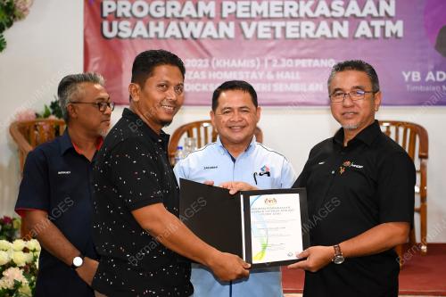 ADLY ZAHARI