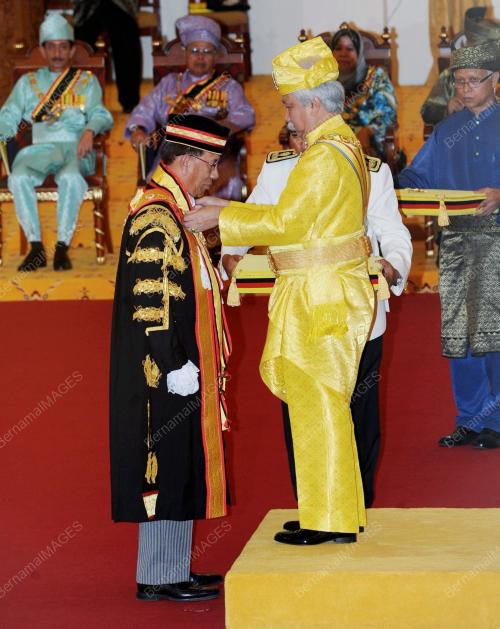 NS07_14012013_TUANKU_MUHRIZ