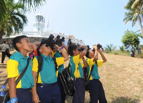 NS07_14032015_BURUNG_HIJRAH