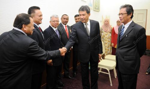 NS07_15062016_MOHAMAD_PINGAT