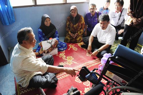 TAN SRI MUHYIDDIN YASIN