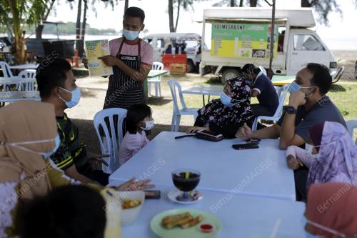 LAKSA KABIN TAWAR MAKANAN PERCUMA