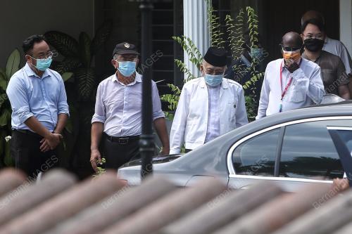 TAN SRI DR RAIS YATIM