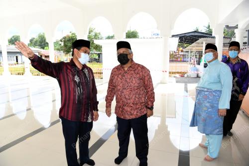 DATUK MUBARAK DOHAK