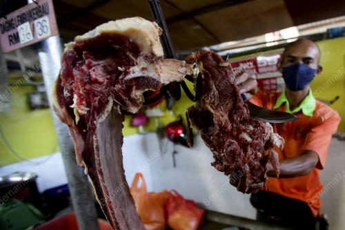 BEKALAN DAGING SEPANJANG RAMADAN DAN AIDILFITRI MENCUKUPI