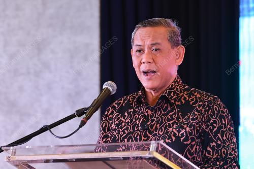 DATUK SERI AMINUDDIN HARUN