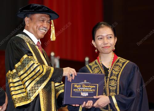 DATUK MOHAMMAD YUSOF APDAL