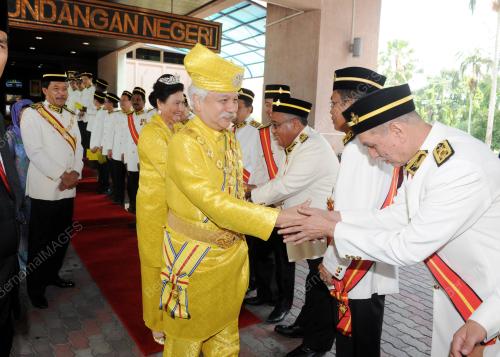 NS07_20042015_ISTIADAT_DEWAN