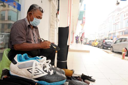 NS07_20102015_TINJAUAN_JEREBU