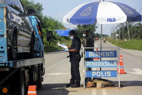 SEKATAN JALAN RAYA RENTAS NEGERI
