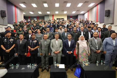 DATUK SERI SAIFUDDIN NASUTION ISMAIL
