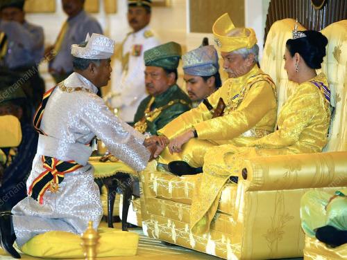 TUANKU MUHRIZ IBNI ALMARHUM TUANKU MUNAWIR
