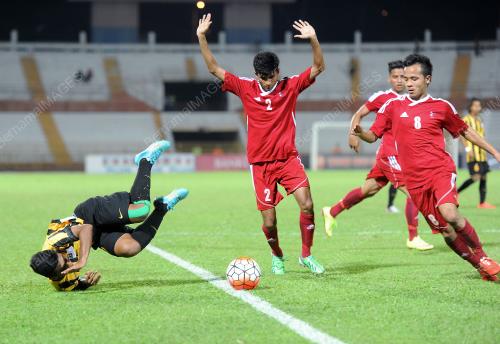 NS07_27032016_BOLASEPAK_PERSAHABATAN