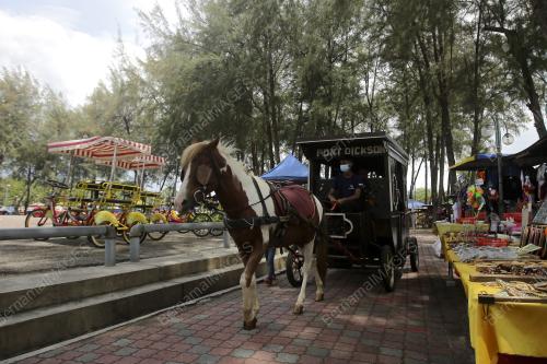 CUTI HUJUNG MINGGU DI PANTAI PERANGINAN PORT DICKSON