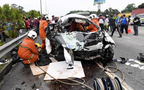 NS07_27102017_KEMALANGAN_MAUT