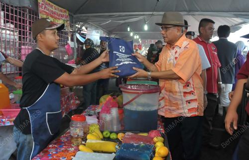 NS07_28062015_HASAN_BAZAR