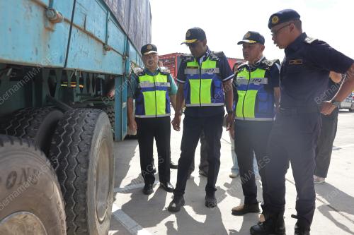 DATUK M JANA SANTHIRAN