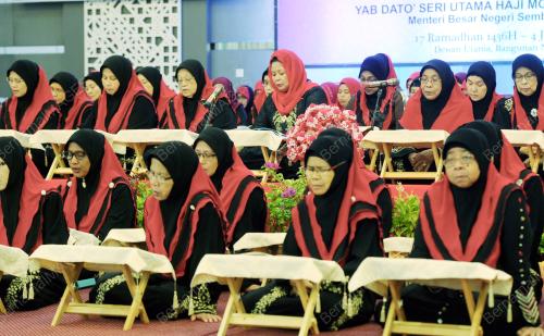 NS08_04072015_KHATAM_ALQURAN