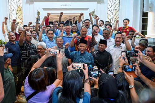 DATUK SERI AMINUDDIN HARUN