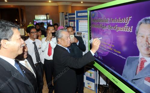 NS08_06042015_TPM_PERSIDANGAN