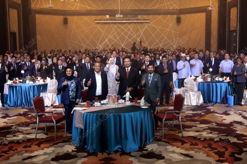 DATUK SERI AMINUDDIN HARUN