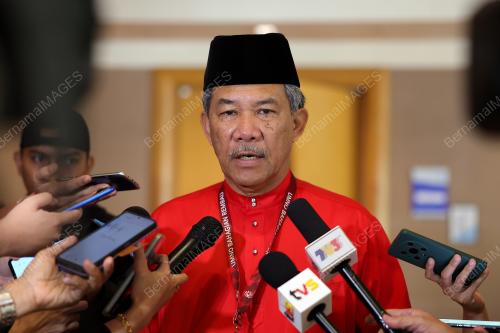 DATUK SERI MOHAMAD HASAN