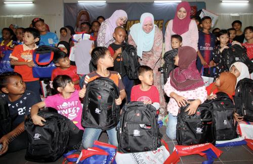 NS08_07122018_RINA_SEKOLAH