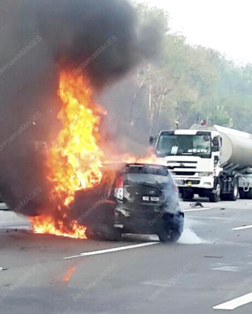 NS08_09052014_KERETA_TERBAKAR