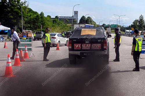 OPS GERAK KENDERAAN BERMOTOR