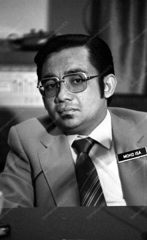 NS08_11032015_PERSIDANGAN