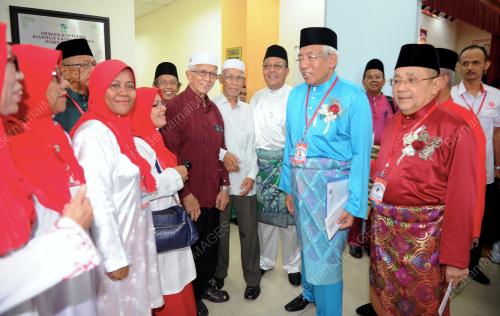 NS08_12082017_UMNO