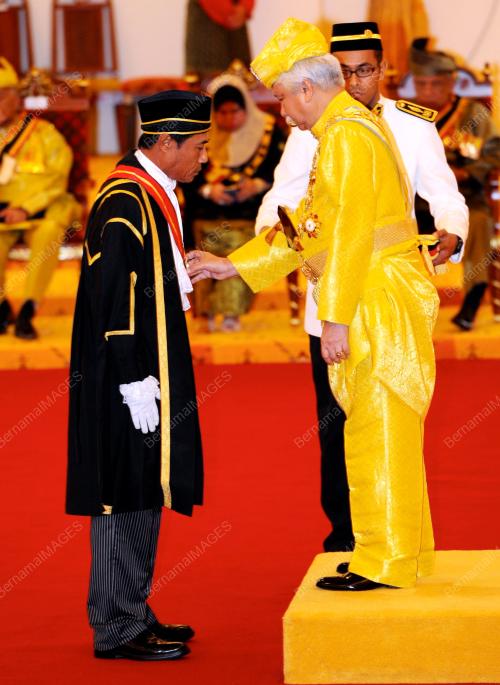NS08_14012016_TUANKU_MUHRIZ