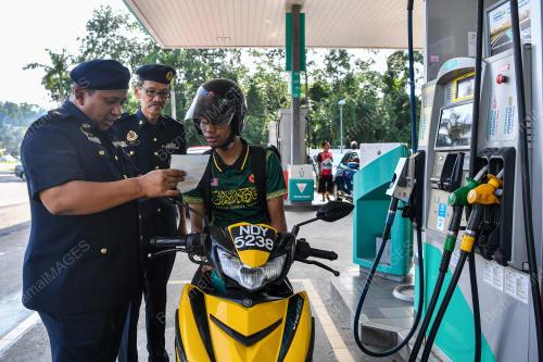 MOHD HASNOR KUTIK