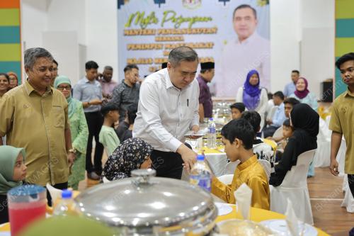 ANTHONY LOKE