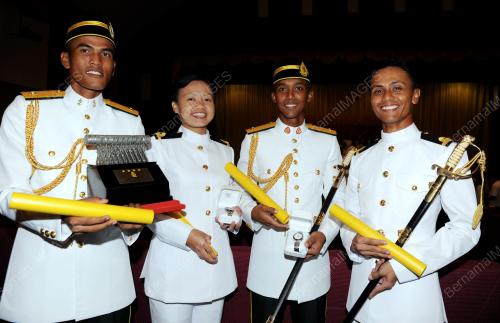 NS08_19012013_AGONG_TENTERA