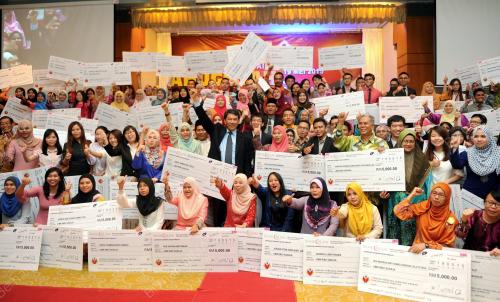 NS08_19052015_MOHAMAD_ANUGERAH