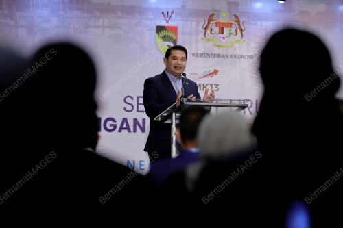 RAFIZI RAMLI