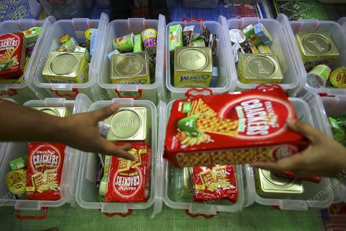 PEK BARANGAN MAKANAN UNTUK INDIVIDU DIKUARANTIN