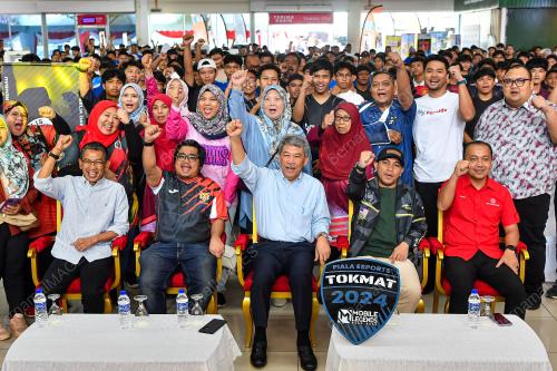 DATUK SERI MOHAMAD HASAN